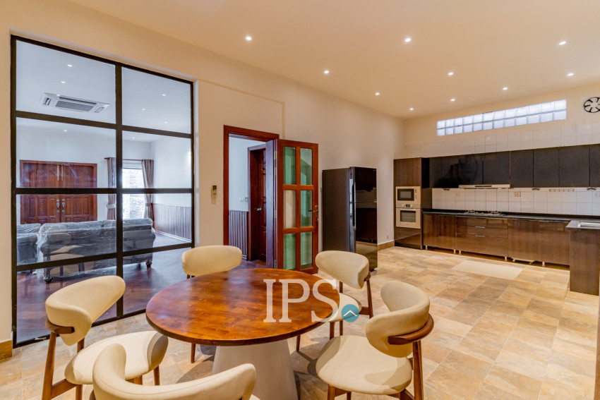 5 Bedroom Villa For Rent - Boeung Kak 1, Phnom Penh