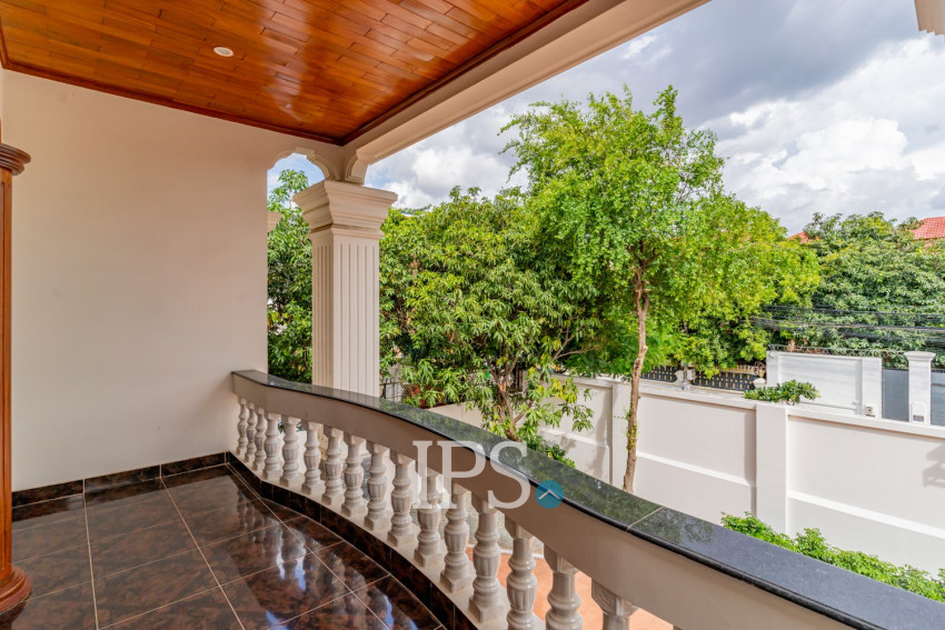 5 Bedroom Villa For Rent - Boeung Kak 1, Phnom Penh