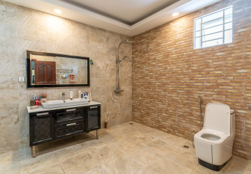 6 Bedroom Villa For Rent - Russey Keo, Phnom Penh thumbnail