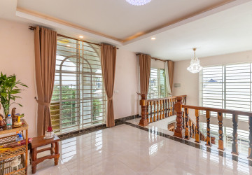 6 Bedroom Villa For Rent - Russey Keo, Phnom Penh thumbnail