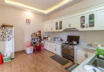 6 Bedroom Villa For Rent - Russey Keo, Phnom Penh thumbnail