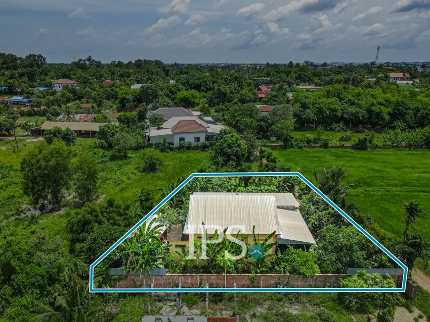 1 Bedroom House For Sale - Sangkat Siem Reap, Siem Reap