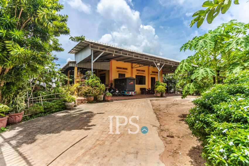 1 Bedroom House For Sale - Sangkat Siem Reap, Siem Reap