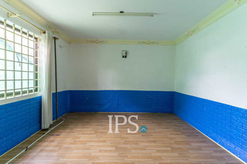 9 Bedroom Commercial Villa For Rent - Boeung Kak 2, Phnom Penh