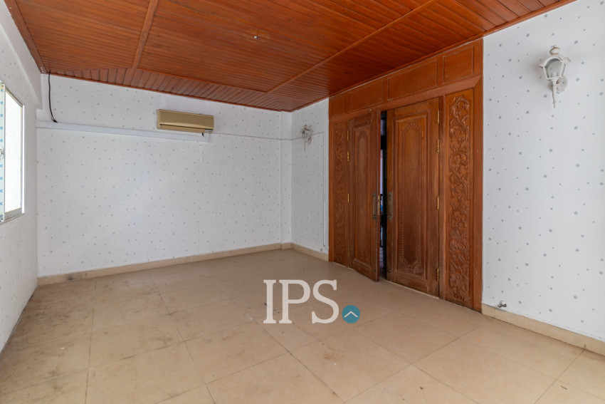 9 Bedroom Commercial Villa For Rent - Boeung Kak 2, Phnom Penh