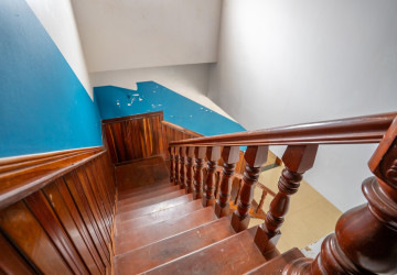 9 Bedroom Commercial Villa For Rent - Boeung Kak 2, Phnom Penh thumbnail