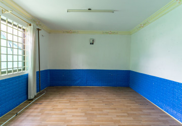 9 Bedroom Commercial Villa For Rent - Boeung Kak 2, Phnom Penh thumbnail