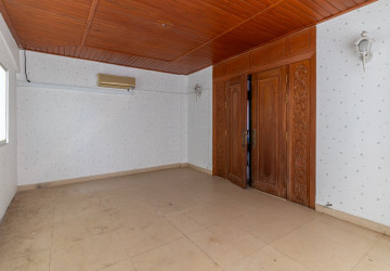 9 Bedroom Commercial Villa For Rent - Boeung Kak 2, Phnom Penh thumbnail