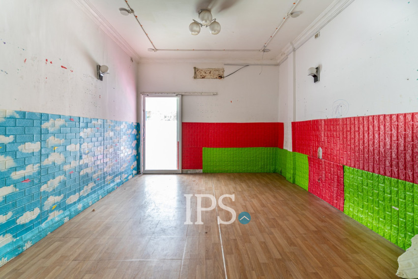 9 Bedroom Commercial Villa For Rent - Boeung Kak 2, Phnom Penh