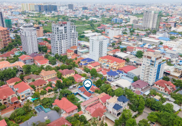 9 Bedroom Commercial Villa For Rent - Boeung Kak 2, Phnom Penh thumbnail