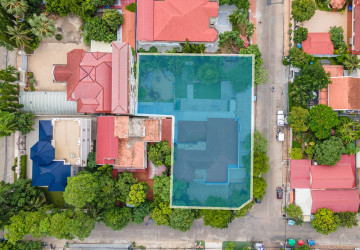 9 Bedroom Commercial Villa For Rent - Boeung Kak 2, Phnom Penh thumbnail