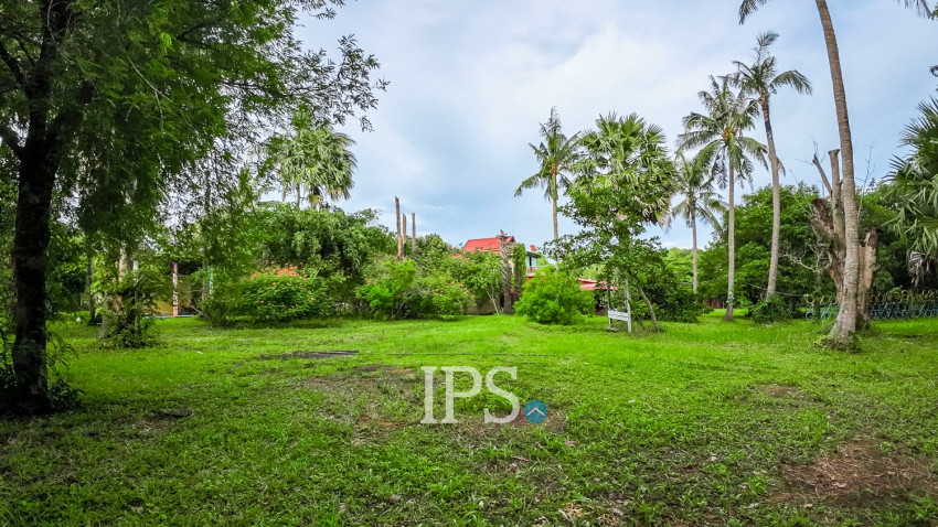 14,000 Sqm Commercial Land For Sale - Kampot Province