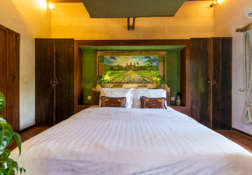 4 Unit Wooden House and Restaurant For Rent - Kandaek, Prasat Bakong, Siem Reap thumbnail