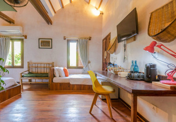 4 Unit Wooden House and Restaurant For Rent - Kandaek, Prasat Bakong, Siem Reap thumbnail