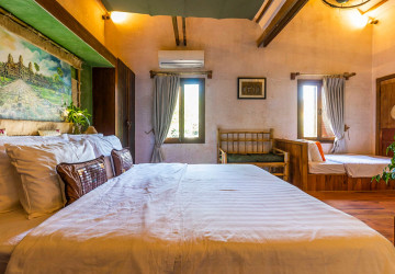 4 Unit Wooden House and Restaurant For Rent - Kandaek, Prasat Bakong, Siem Reap thumbnail