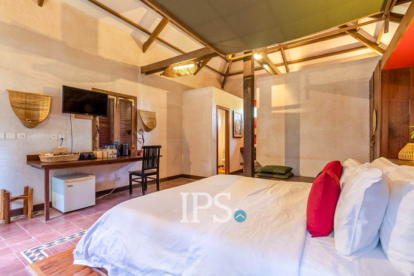 4 Unit Wooden House and Restaurant For Rent - Kandaek, Prasat Bakong, Siem Reap