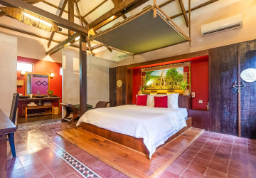 4 Unit Wooden House and Restaurant For Rent - Kandaek, Prasat Bakong, Siem Reap thumbnail