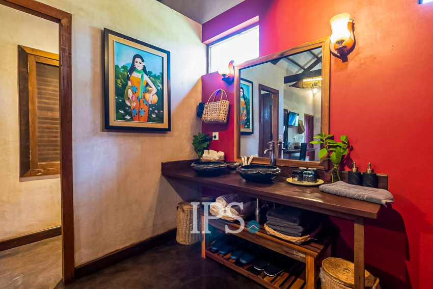 4 Unit Wooden House and Restaurant For Rent - Kandaek, Prasat Bakong, Siem Reap