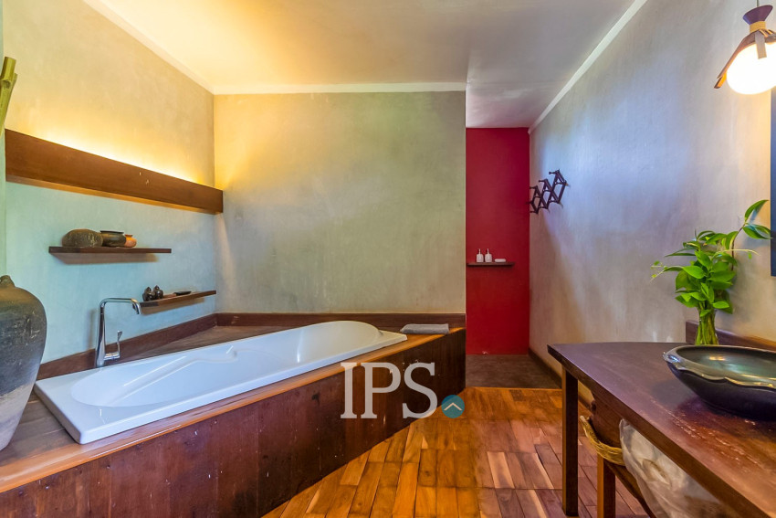 4 Unit Wooden House and Restaurant For Rent - Kandaek, Prasat Bakong, Siem Reap