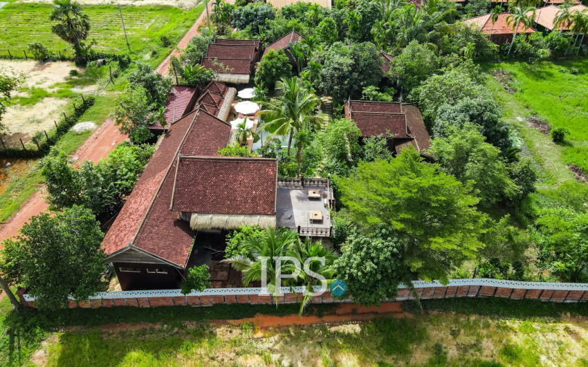 4 Unit Wooden House and Restaurant For Rent - Kandaek, Prasat Bakong, Siem Reap