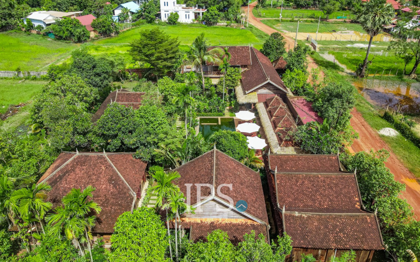 4 Unit Wooden House and Restaurant For Rent - Kandaek, Prasat Bakong, Siem Reap