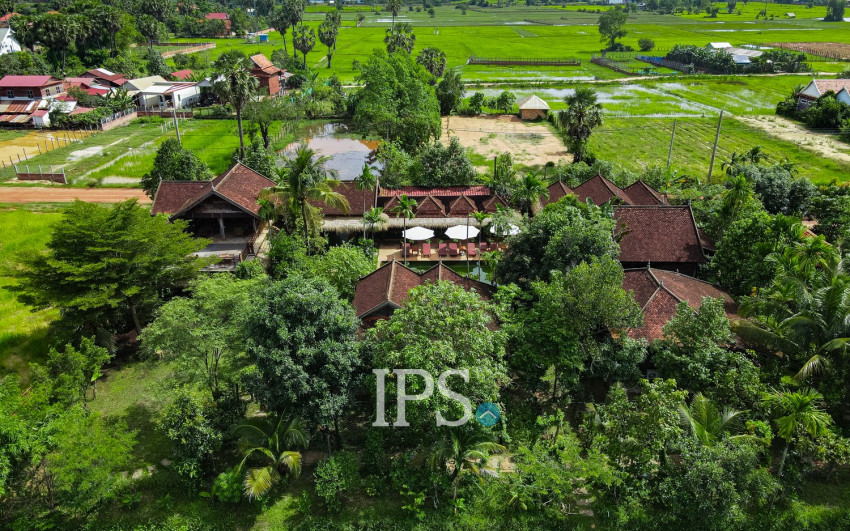 4 Unit Wooden House and Restaurant For Rent - Kandaek, Prasat Bakong, Siem Reap