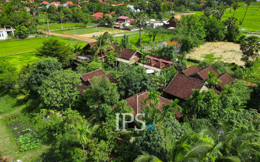 4 Unit Wooden House and Restaurant For Rent - Kandaek, Prasat Bakong, Siem Reap