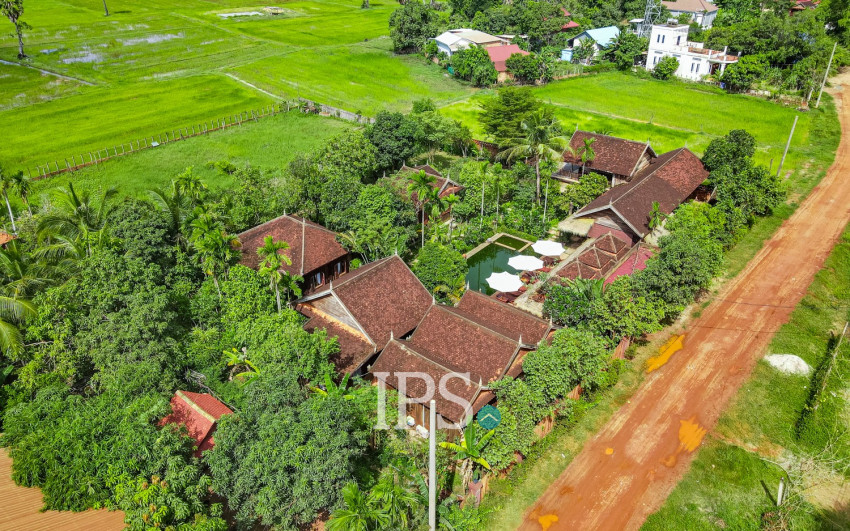 4 Unit Wooden House and Restaurant For Rent - Kandaek, Prasat Bakong, Siem Reap