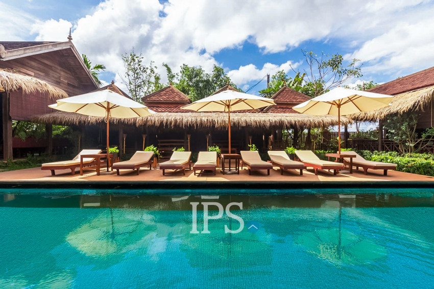4 Unit Wooden House and Restaurant For Rent - Kandaek, Prasat Bakong, Siem Reap