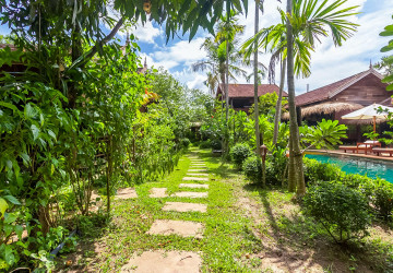 4 Unit Wooden House and Restaurant For Rent - Kandaek, Prasat Bakong, Siem Reap thumbnail
