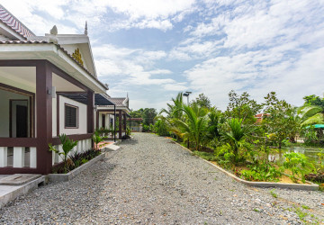 2 Bedroom House For Rent - Sangkat Siem Reap, Siem Reap thumbnail