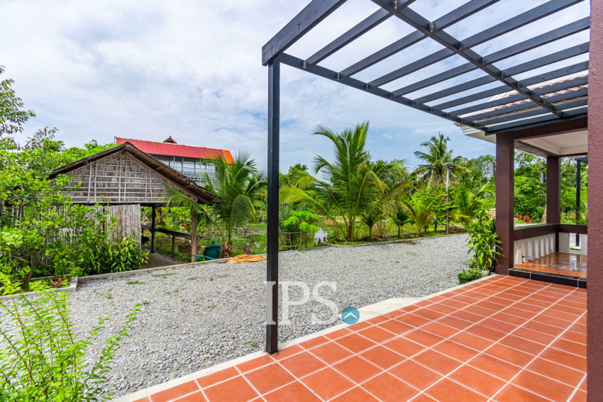 2 Bedroom House For Rent - Sangkat Siem Reap, Siem Reap