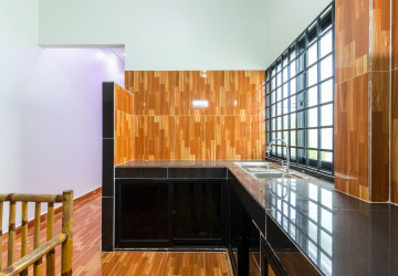 2 Bedroom House For Rent - Sangkat Siem Reap, Siem Reap thumbnail