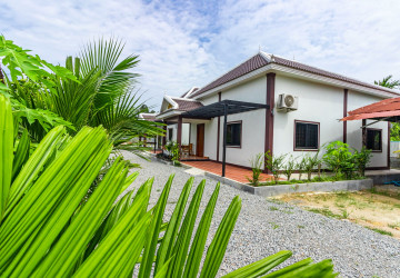 2 Bedroom House For Rent - Sangkat Siem Reap, Siem Reap thumbnail