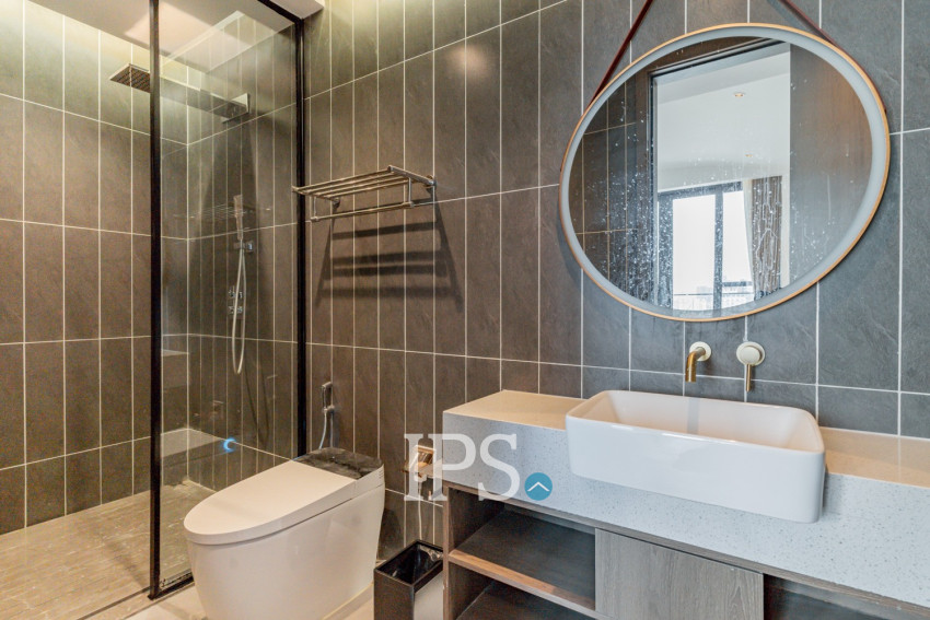 2 Bedroom Serviced Apartment For Rent - Tonle Bassac, Phnom Penh