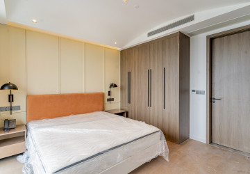 2 Bedroom Serviced Apartment For Rent - Tonle Bassac, Phnom Penh thumbnail