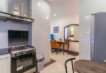 44 Sqm Studio Serviced Apartment For Rent - BKK 1, Phnom Penh thumbnail