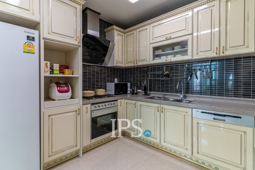 4 Bedroom Penthouse  For Sale - DeCastle Royal, BKK1, Phnom Penh