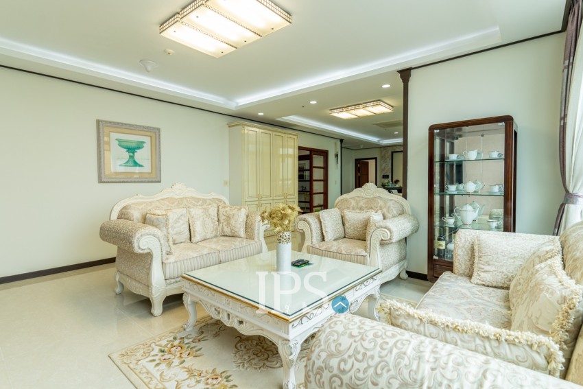 4 Bedroom Penthouse  For Sale - DeCastle Royal, BKK1, Phnom Penh
