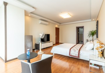 4 Bedroom Penthouse  For Sale - DeCastle Royal, BKK1, Phnom Penh thumbnail