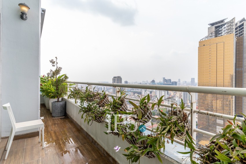 4 Bedroom Penthouse  For Sale - DeCastle Royal, BKK1, Phnom Penh