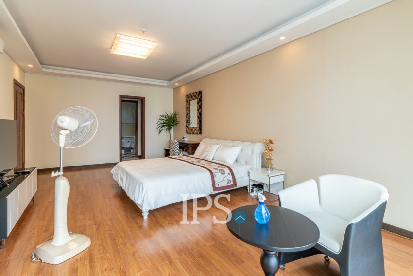 4 Bedroom Penthouse  For Sale - DeCastle Royal, BKK1, Phnom Penh