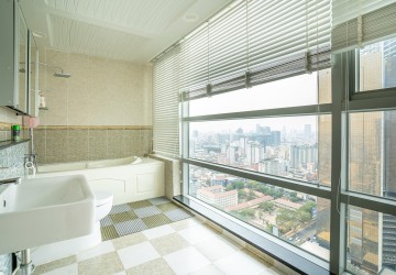 4 Bedroom Penthouse  For Sale - DeCastle Royal, BKK1, Phnom Penh thumbnail