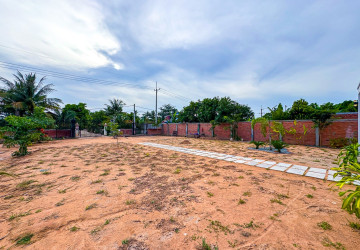 3 Bedroom Villa For Rent - Sangkat Siem Reap, Siem Reap thumbnail