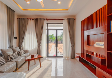 3 Bedroom Villa For Rent - Sangkat Siem Reap, Siem Reap thumbnail