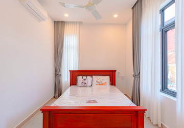 3 Bedroom Villa For Rent - Sangkat Siem Reap, Siem Reap thumbnail