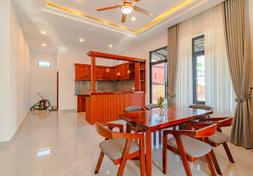 3 Bedroom Villa For Rent - Sangkat Siem Reap, Siem Reap thumbnail