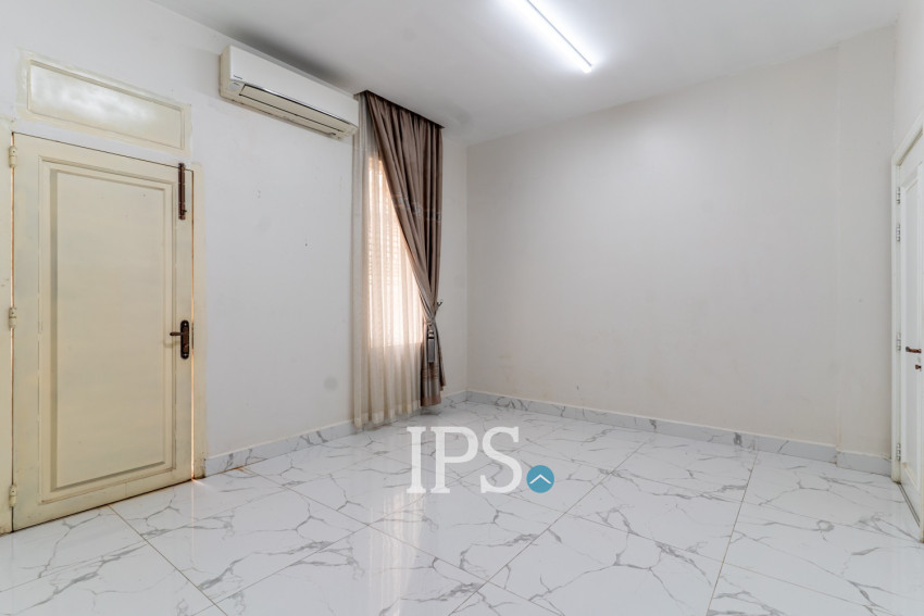 5 Bedroom Commercial Villa For Rent - Boeung Kak 1, Phnom Penh