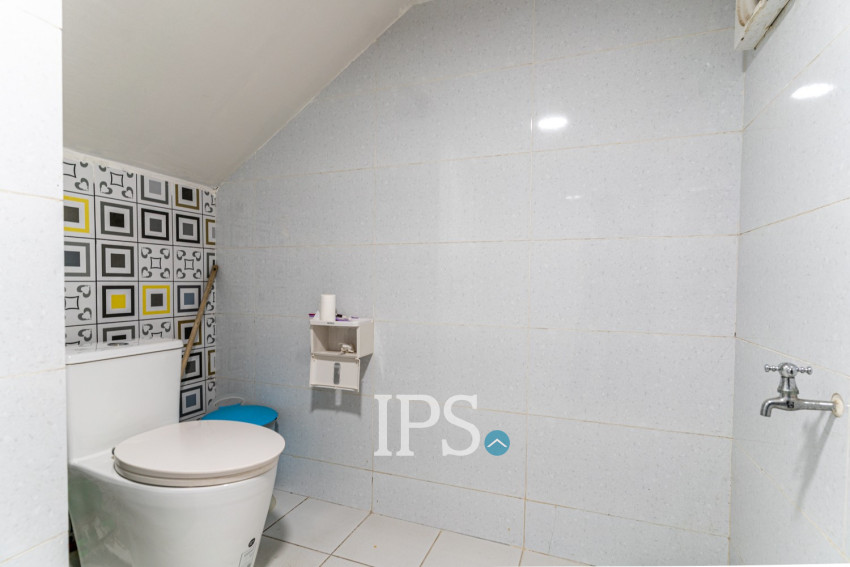 5 Bedroom Commercial Villa For Rent - Boeung Kak 1, Phnom Penh