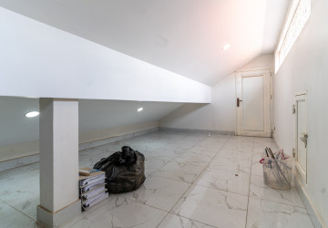 5 Bedroom Commercial Villa For Rent - Boeung Kak 1, Phnom Penh thumbnail